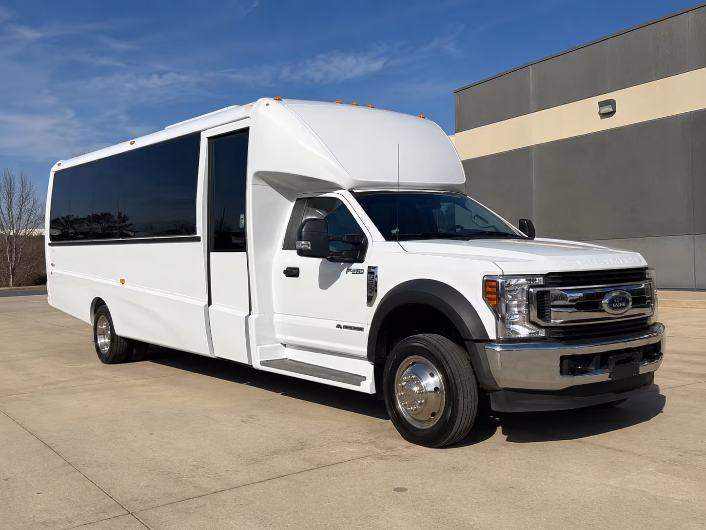 buses for university of northern colorado campus and college field trips