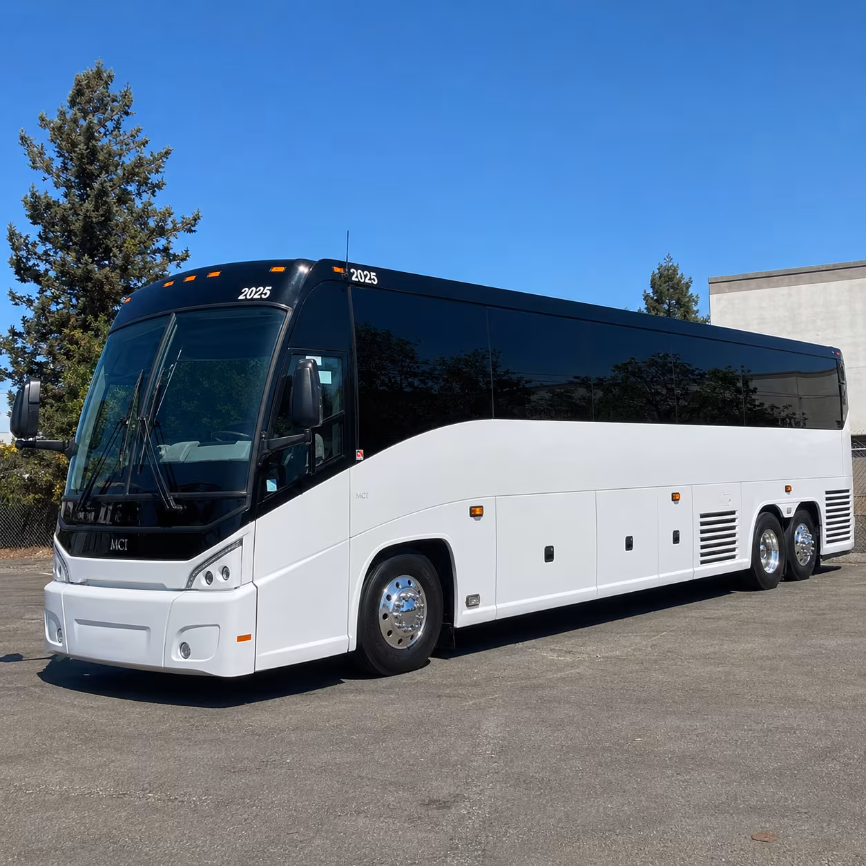 charter buses to unc bears games and campus athletic events