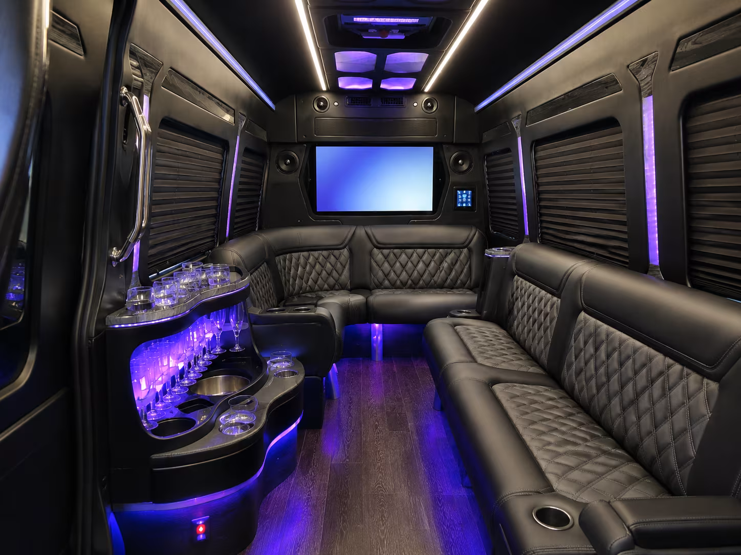 corporate airport transfer buses to denver international airport