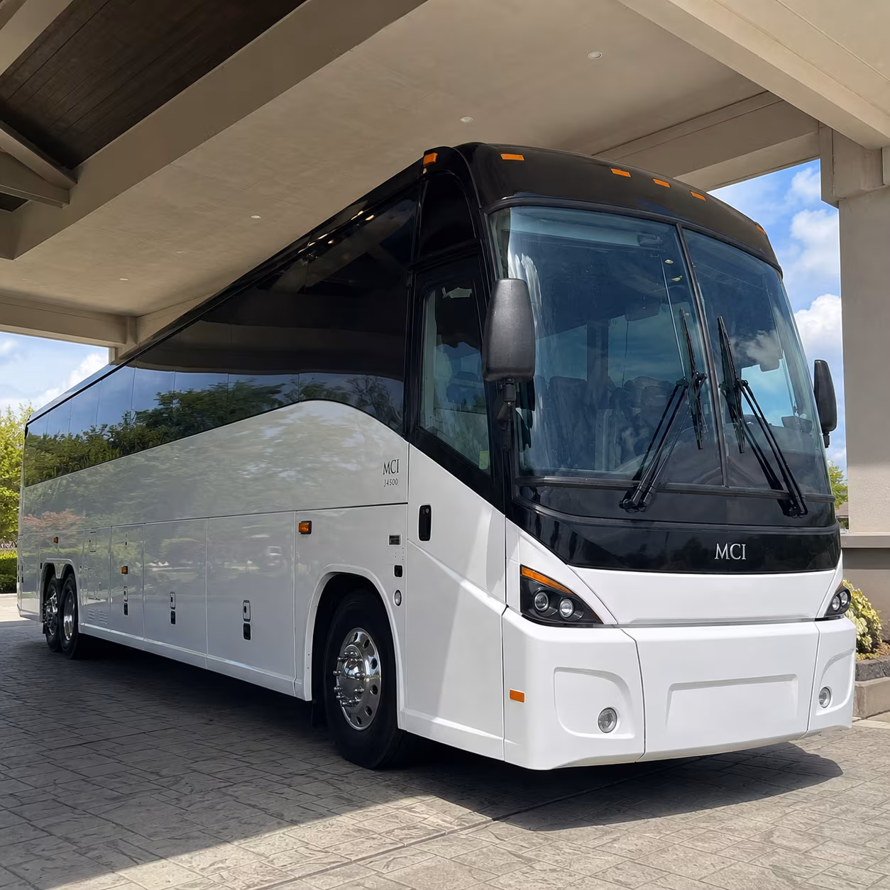 group airport shuttles for unc greeley teams and university travel